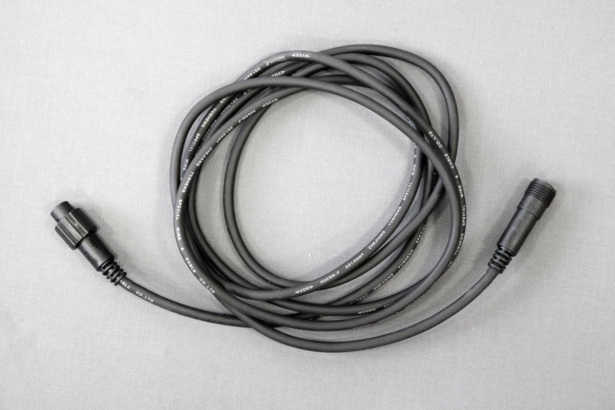 MK Illumination QuickFix® 36 V Verlängerung & T-Verteiler 230-V-Seite – Verlängerung 3 m / Schwarz (003-105)