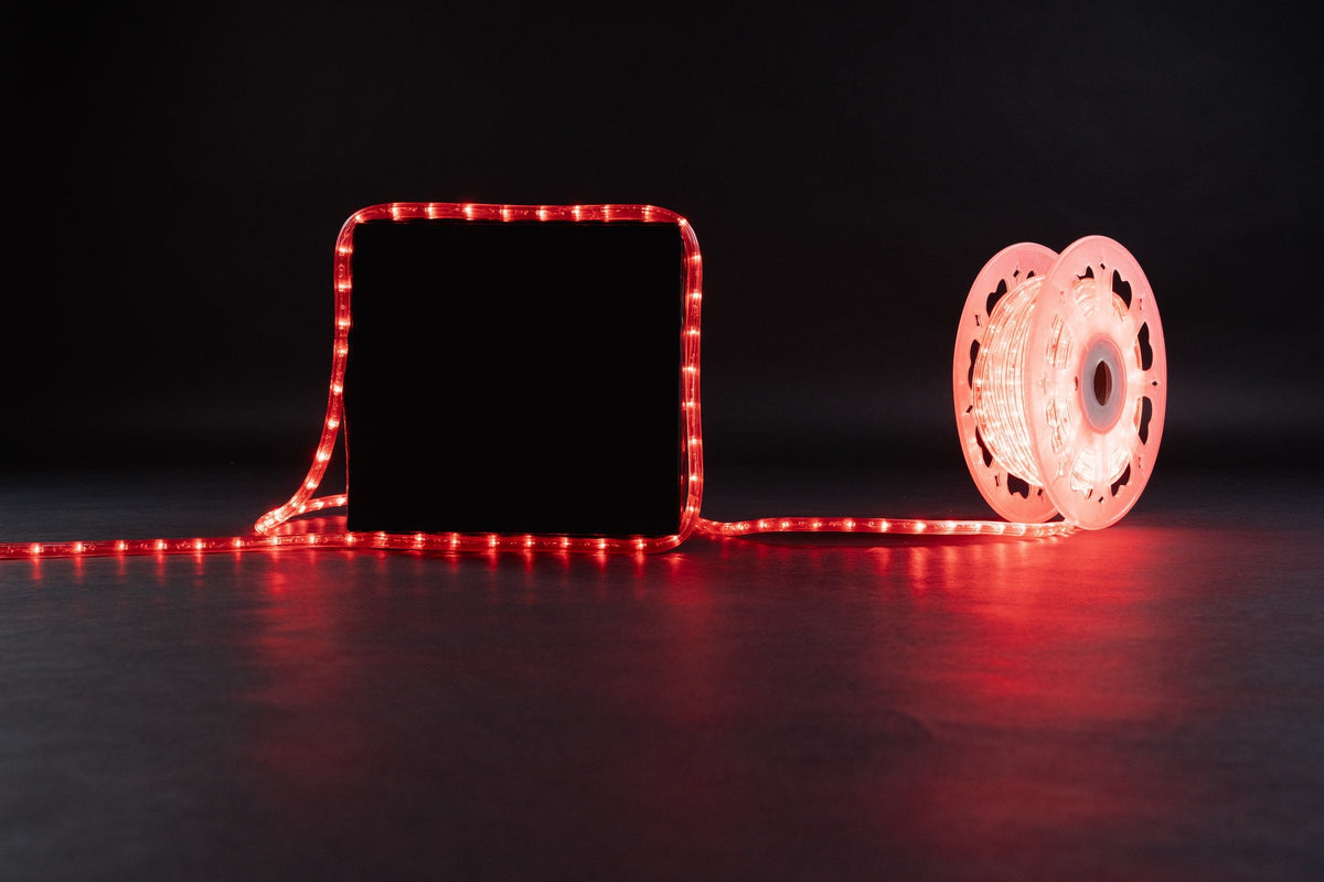 MK Illumination Rope Light QF+ – LED-Lichtschlauch 45 m, Ø 13 mm, 230 V | 6 Farben – 30 LED/m · Rot (248-204) – Anwendung / Detail