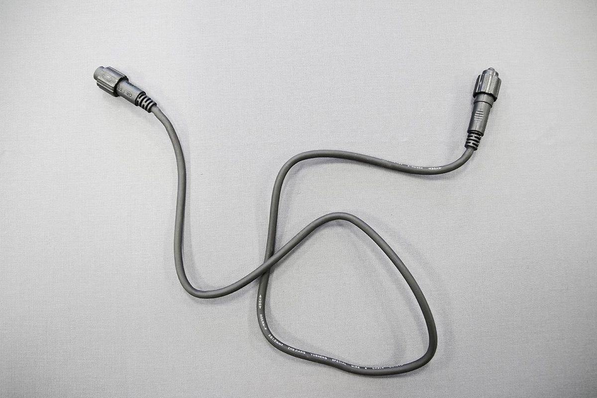 MK Illumination QuickFix® 36 V Verlängerung & T-Verteiler 230-V-Seite – Verlängerung 1 m / Schwarz (003-103)