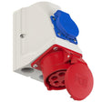 CEE-Wanddose PCE 9215-6 mit Schuko-Steckdose, 16 A, 5-polig, 400 V, Schutzart IP44, Wandmontage